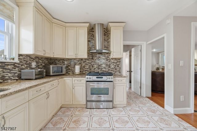 145 Sheridan Ave, Roselle Park Boro, NJ 07204