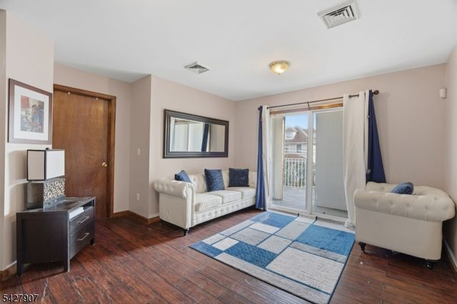 145 Sheridan Ave, Roselle Park Boro, NJ 07204