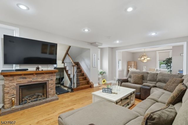 145 Sheridan Ave, Roselle Park Boro, NJ 07204