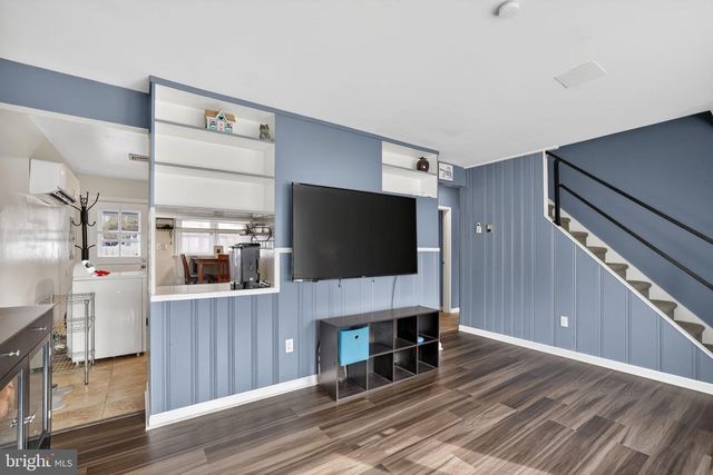 313 W WALNUT ST, Pottstown, PA 19464