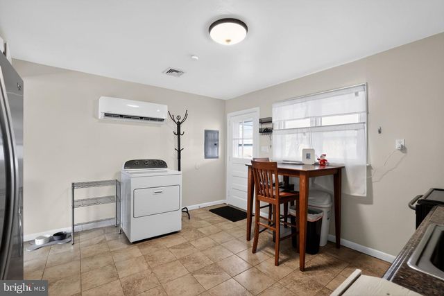 313 W WALNUT ST, Pottstown, PA 19464