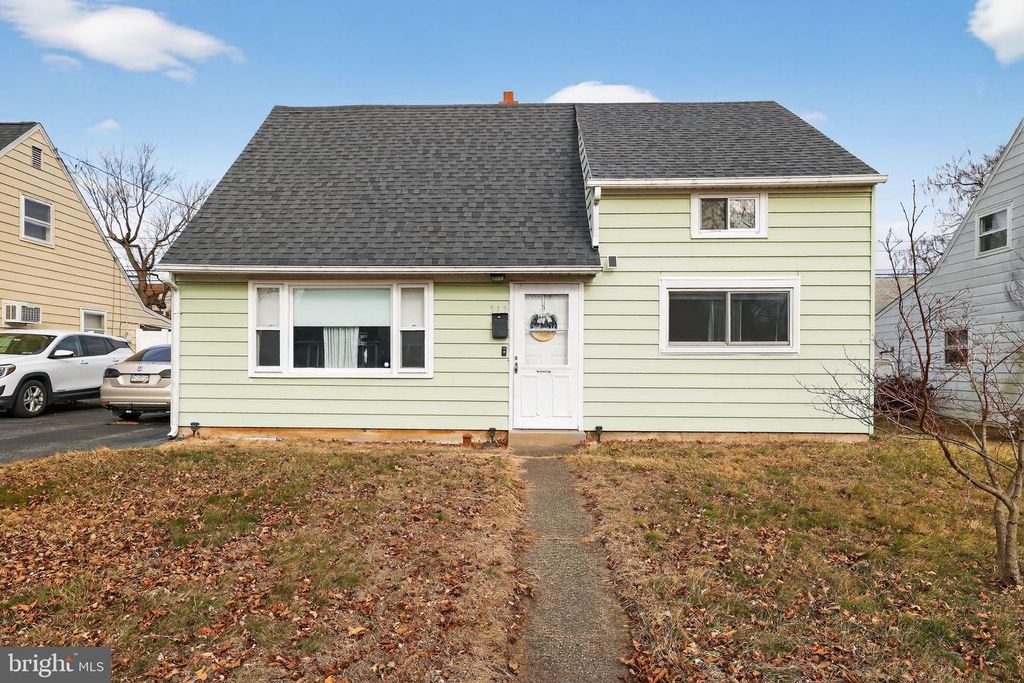 313 W WALNUT ST, Pottstown, PA 19464