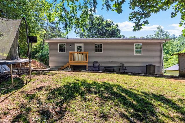 848 Huffman River Lane, Purlear, NC 28665