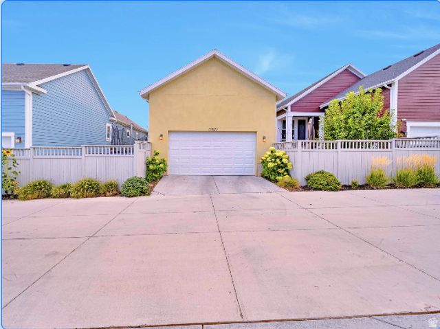 11371 S ABBEY MILL DR, South Jordan, UT 84009