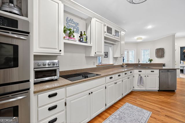 1510 Shade Tree Way, Alpharetta, GA 30009