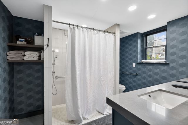 1510 Shade Tree Way, Alpharetta, GA 30009