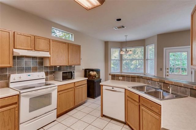 8301 Red Willow DR, Austin, TX 78736