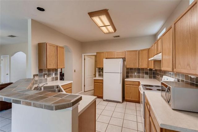 8301 Red Willow DR, Austin, TX 78736