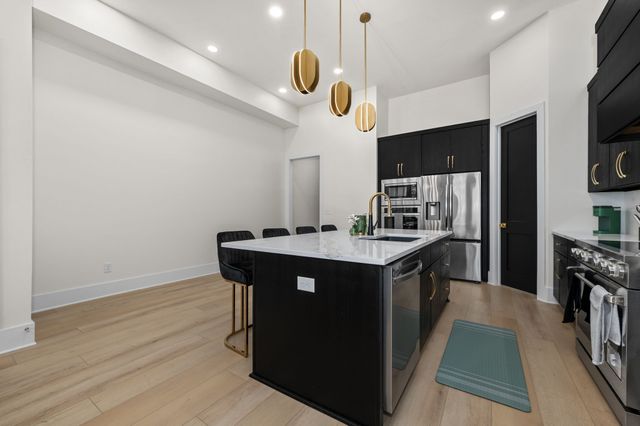 1510 Boscobel St Unit A, Nashville, TN 37206