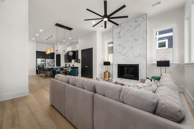 1510 Boscobel St Unit A, Nashville, TN 37206