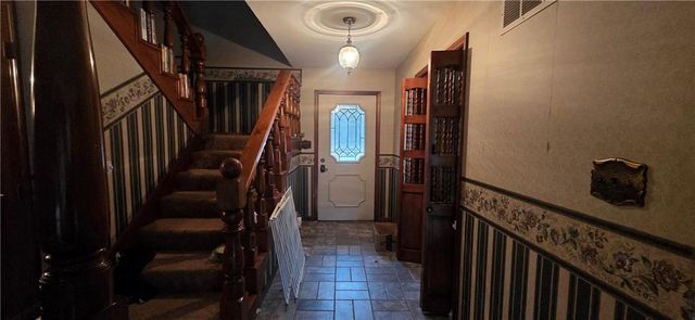 939 E 1264 Road, Lawrence, KS 66047