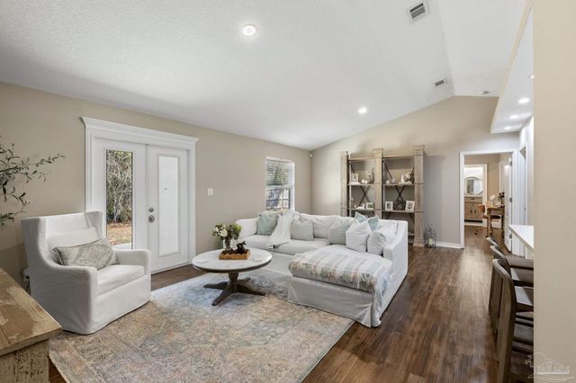 327 El Matador Trl, Pensacola, FL 32506