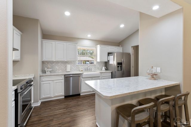 327 El Matador Trl, Pensacola, FL 32506