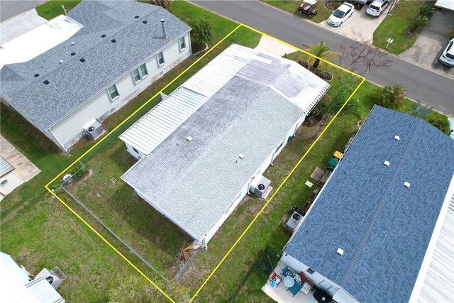 902 Periwinkle Circle, Barefoot Bay, FL 32976