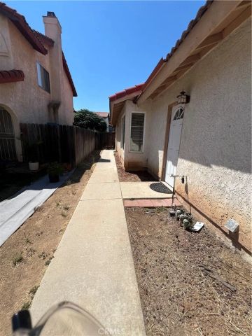 13177 Tonikan, Moreno Valley, CA 92553