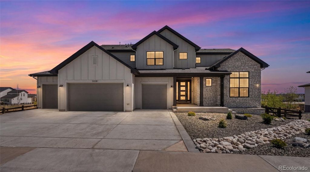 3238 Wingspan Point, Castle Rock, CO 80108