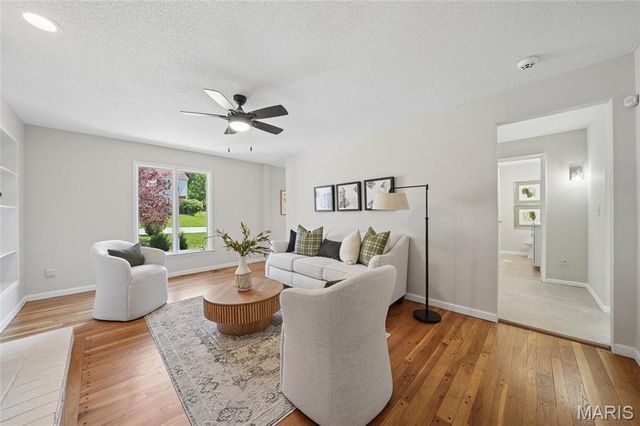 463 Maymont Drive, Ballwin, MO 63011