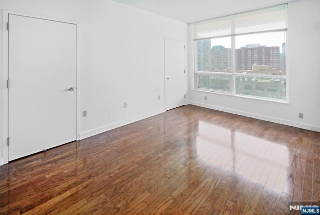 20 Newport Parkway 2601, Jersey City, NJ 07310