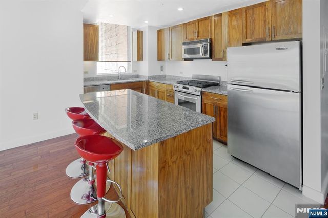 20 Newport Parkway 2601, Jersey City, NJ 07310