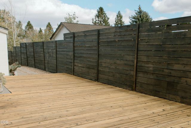 1882 NE Diablo Way, Bend, OR 97701