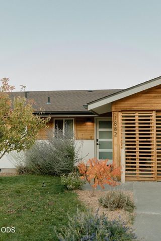 1882 NE Diablo Way, Bend, OR 97701