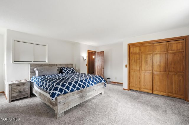 6012 Greenacre Road, Toledo, OH 43615
