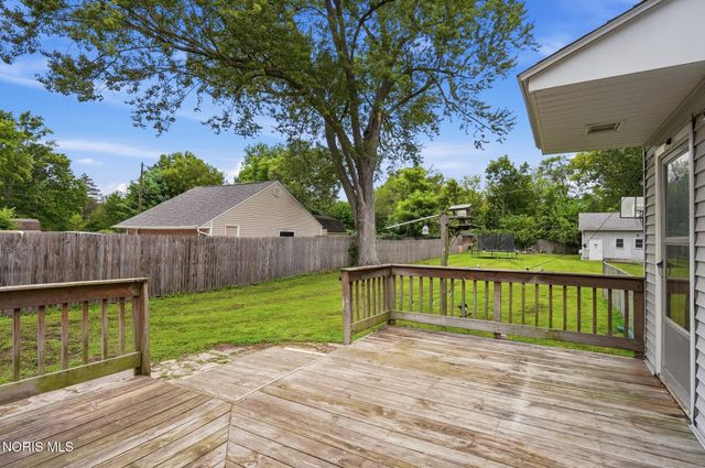 6012 Greenacre Road, Toledo, OH 43615
