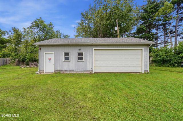 6012 Greenacre Road, Toledo, OH 43615
