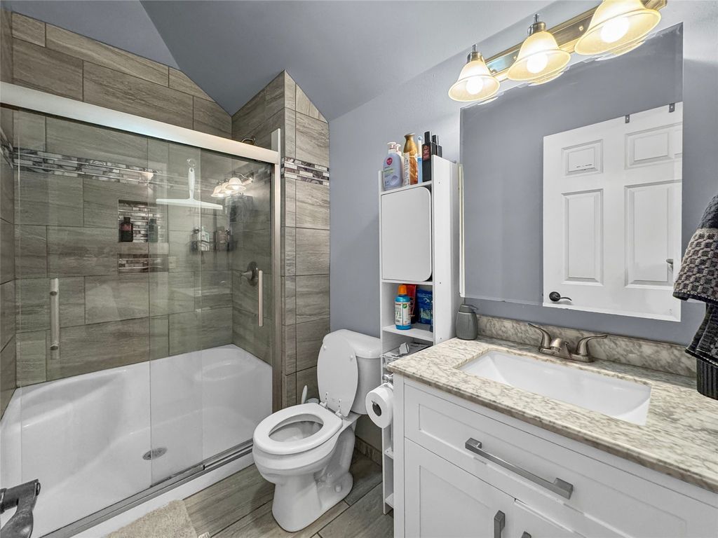 Image 35 of property listing at 1305 Warren Street, Chippewa Falls, WI 54729