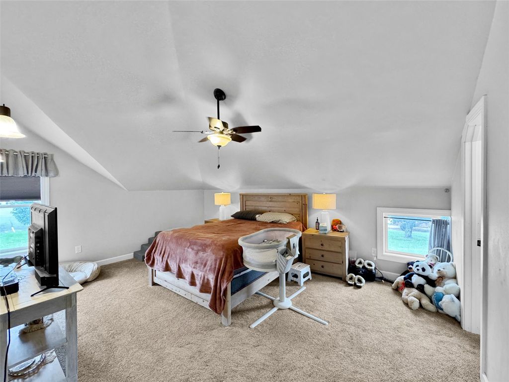 Image 37 of property listing at 1305 Warren Street, Chippewa Falls, WI 54729