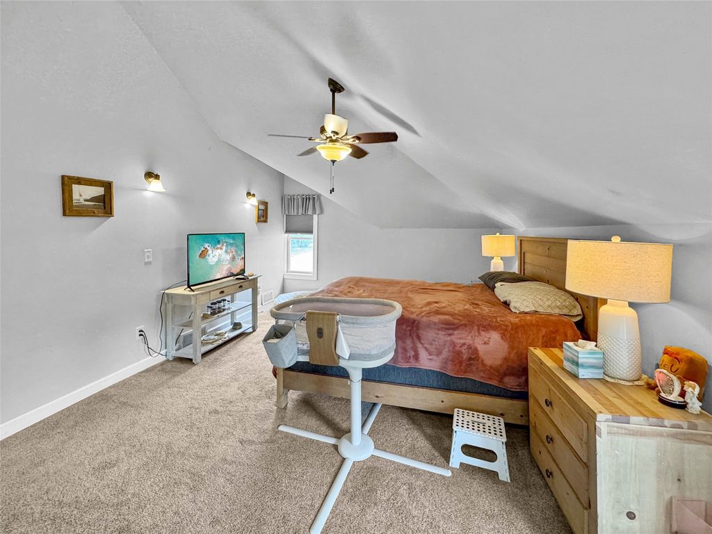 Image 38 of property listing at 1305 Warren Street, Chippewa Falls, WI 54729