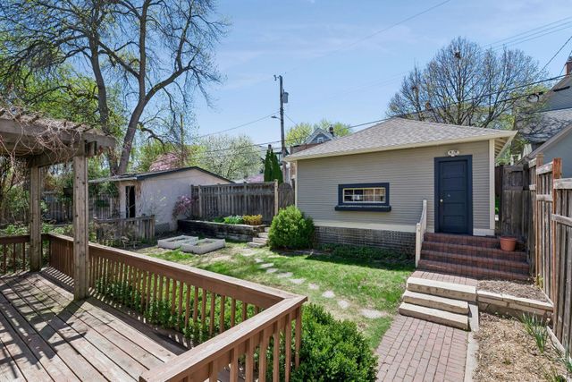 2006 Fremont Avenue S, Minneapolis, MN 55405