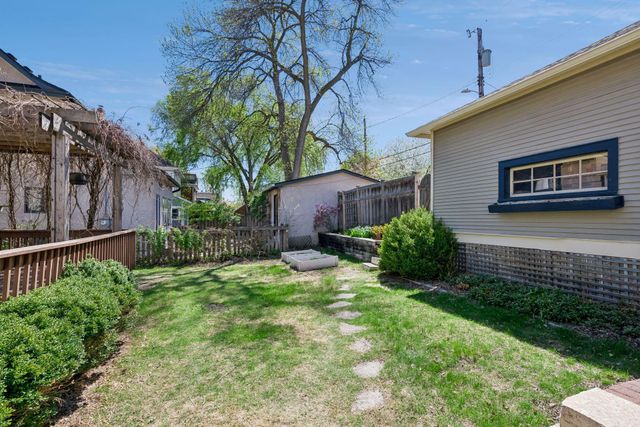 2006 Fremont Avenue S, Minneapolis, MN 55405