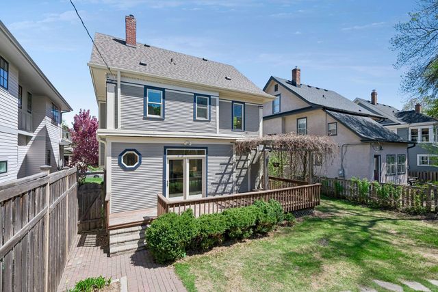 2006 Fremont Avenue S, Minneapolis, MN 55405