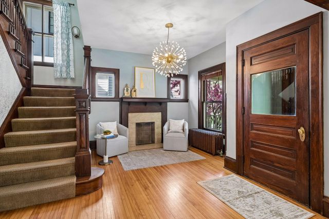 2006 Fremont Avenue S, Minneapolis, MN 55405