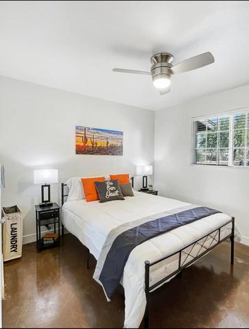 6558 E 2nd Street, Scottsdale, AZ 85251