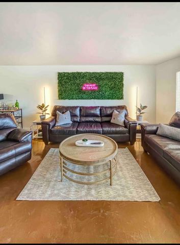 6558 E 2nd Street, Scottsdale, AZ 85251