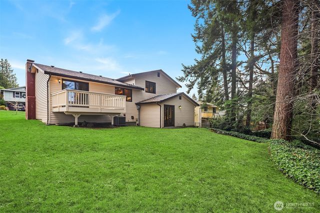 17027 136th Place SE, Renton, WA 98058