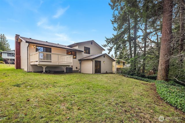 17027 136th Place SE, Renton, WA 98058