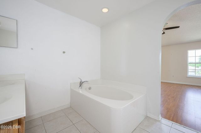 1690 Santee Avenue, Deltona, FL 32738