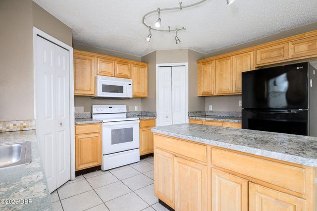 1690 Santee Avenue, Deltona, FL 32738