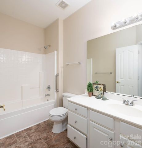 9404 Culcairn Road, Huntersville, NC 28078