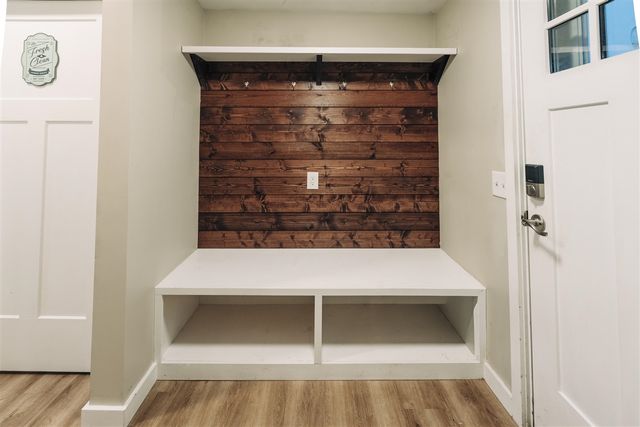 3005 Plank Road, Update, MI 48039