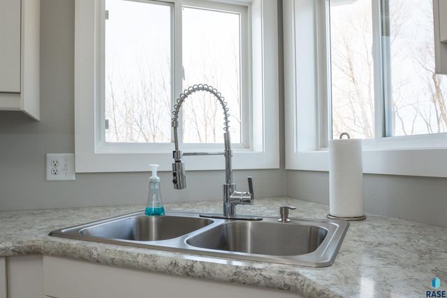 5816 W Teem St Street, Sioux Falls, SD 57107