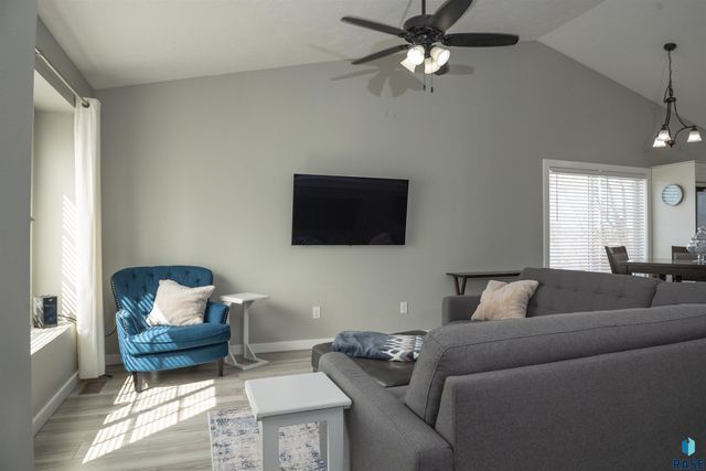 5816 W Teem St Street, Sioux Falls, SD 57107