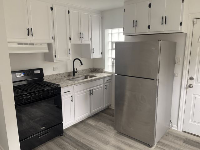268 E 140th Place, Dolton, IL 60419
