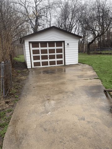 268 E 140th Place, Dolton, IL 60419