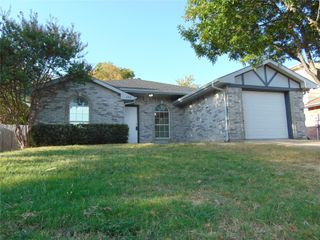 206 Mazatlan Avenue, Dallas, TX 75232