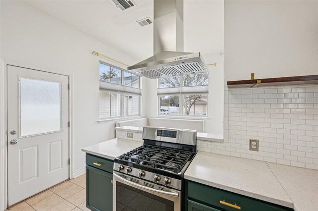 219 Witte RD, Kyle, TX 78640