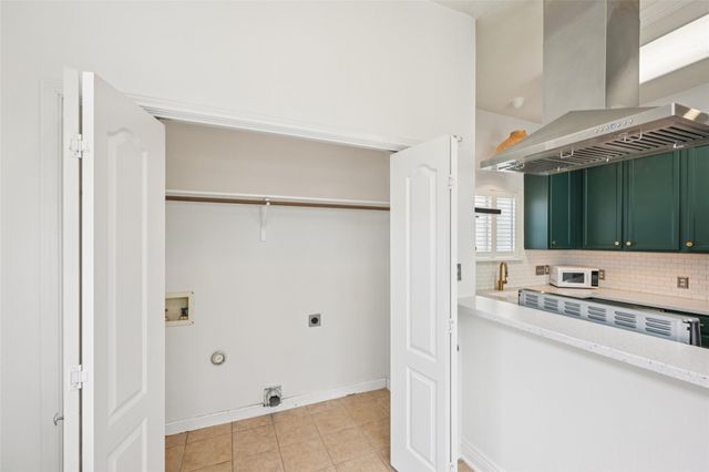 219 Witte RD, Kyle, TX 78640